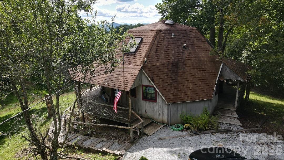 745 Broom Road Property Photo 7