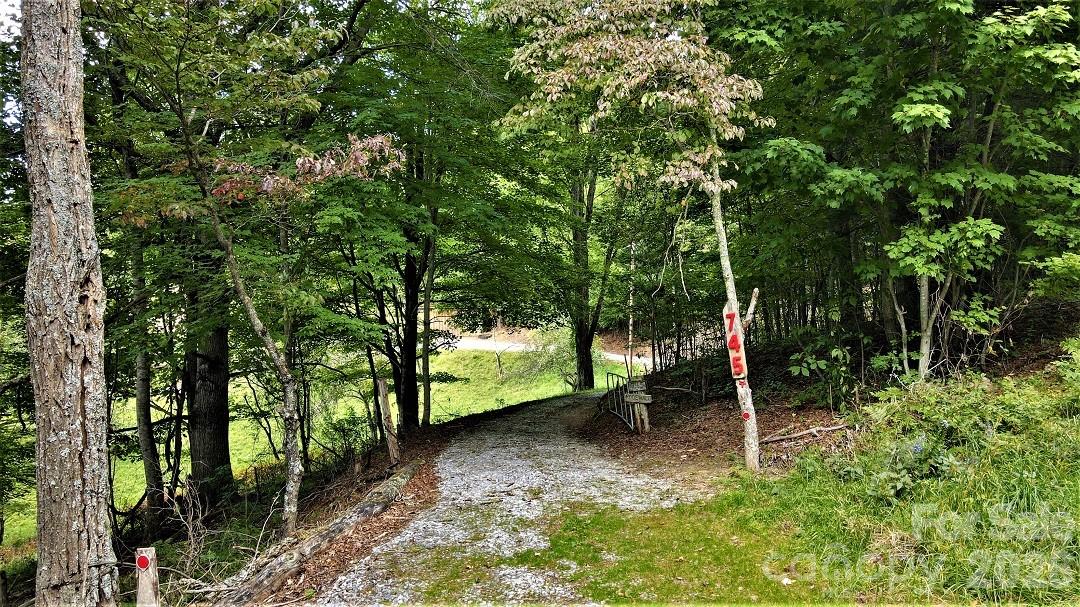 745 Broom Road Property Photo 10
