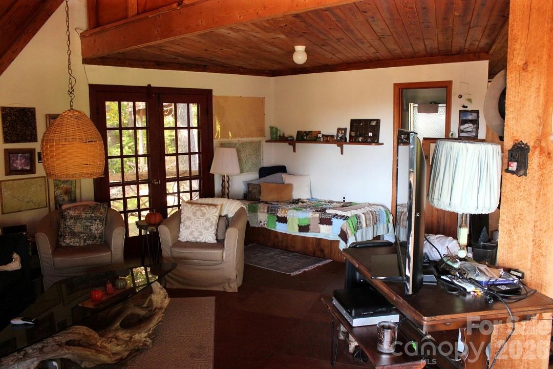 745 Broom Road Property Photo 23