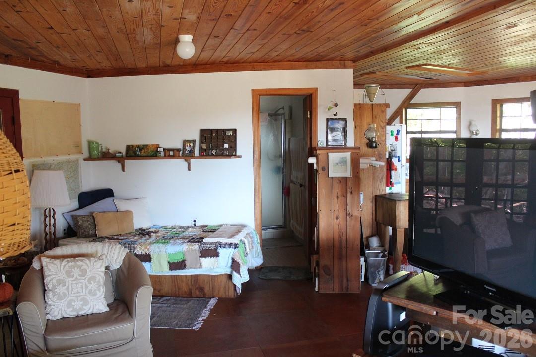 745 Broom Road Property Photo 24