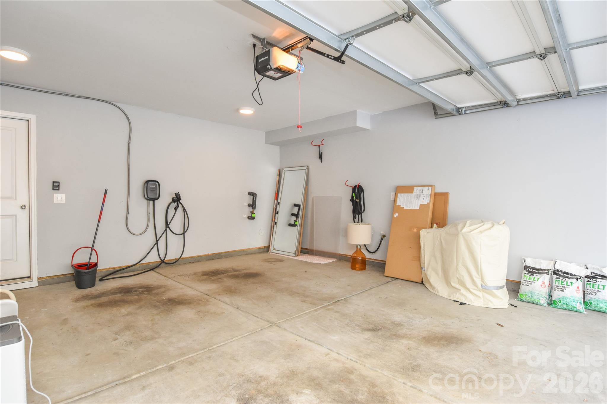 612 Tudor Park Way Property Photo 31