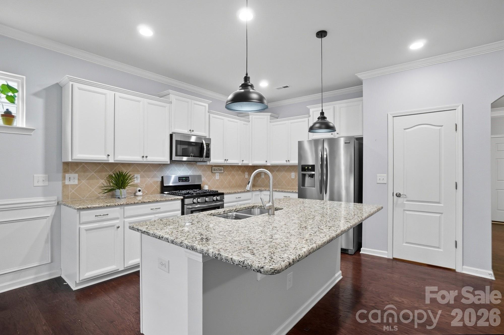 8028 Asher Chase Trail Property Photo 9