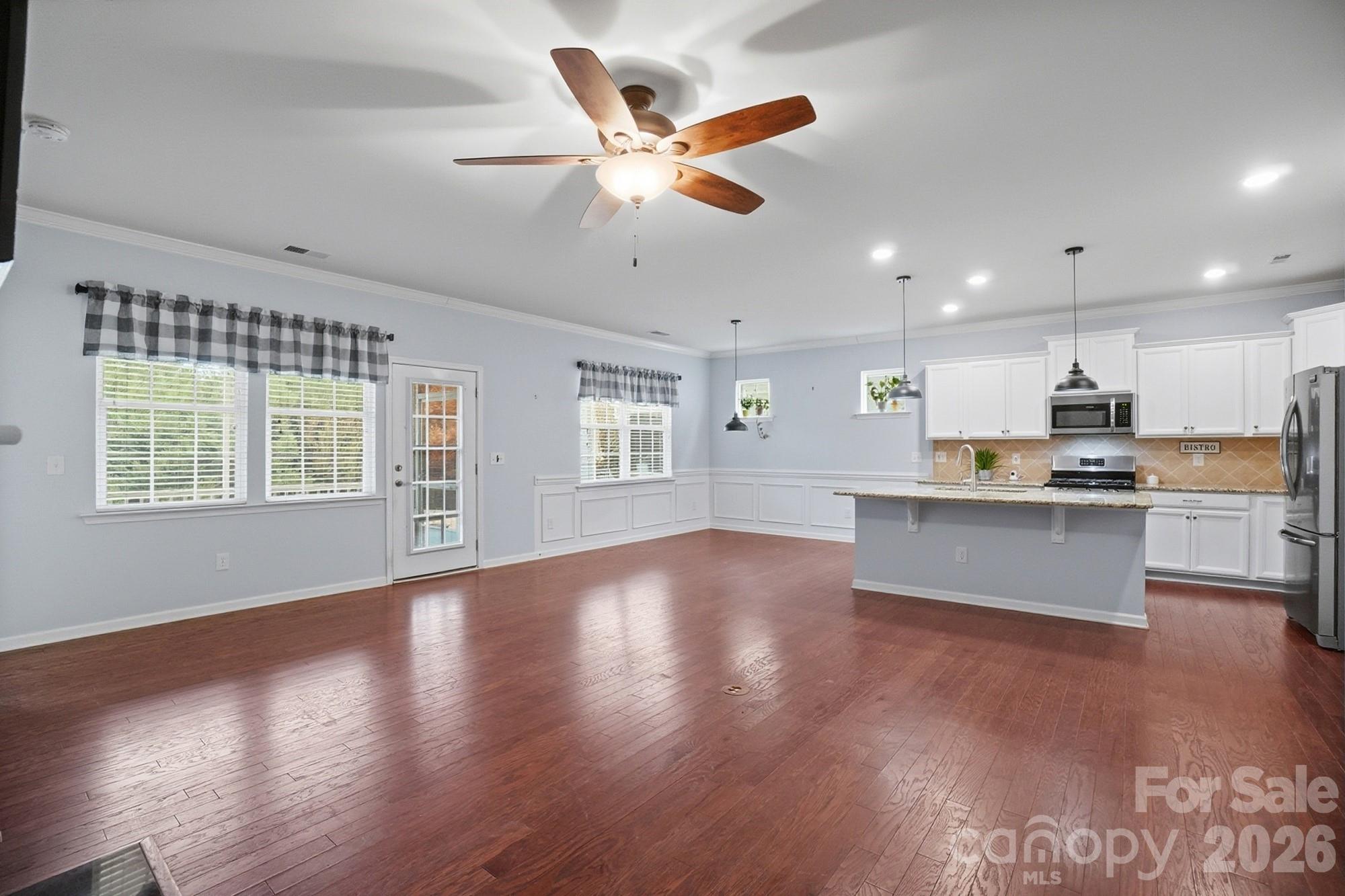 8028 Asher Chase Trail Property Photo 14