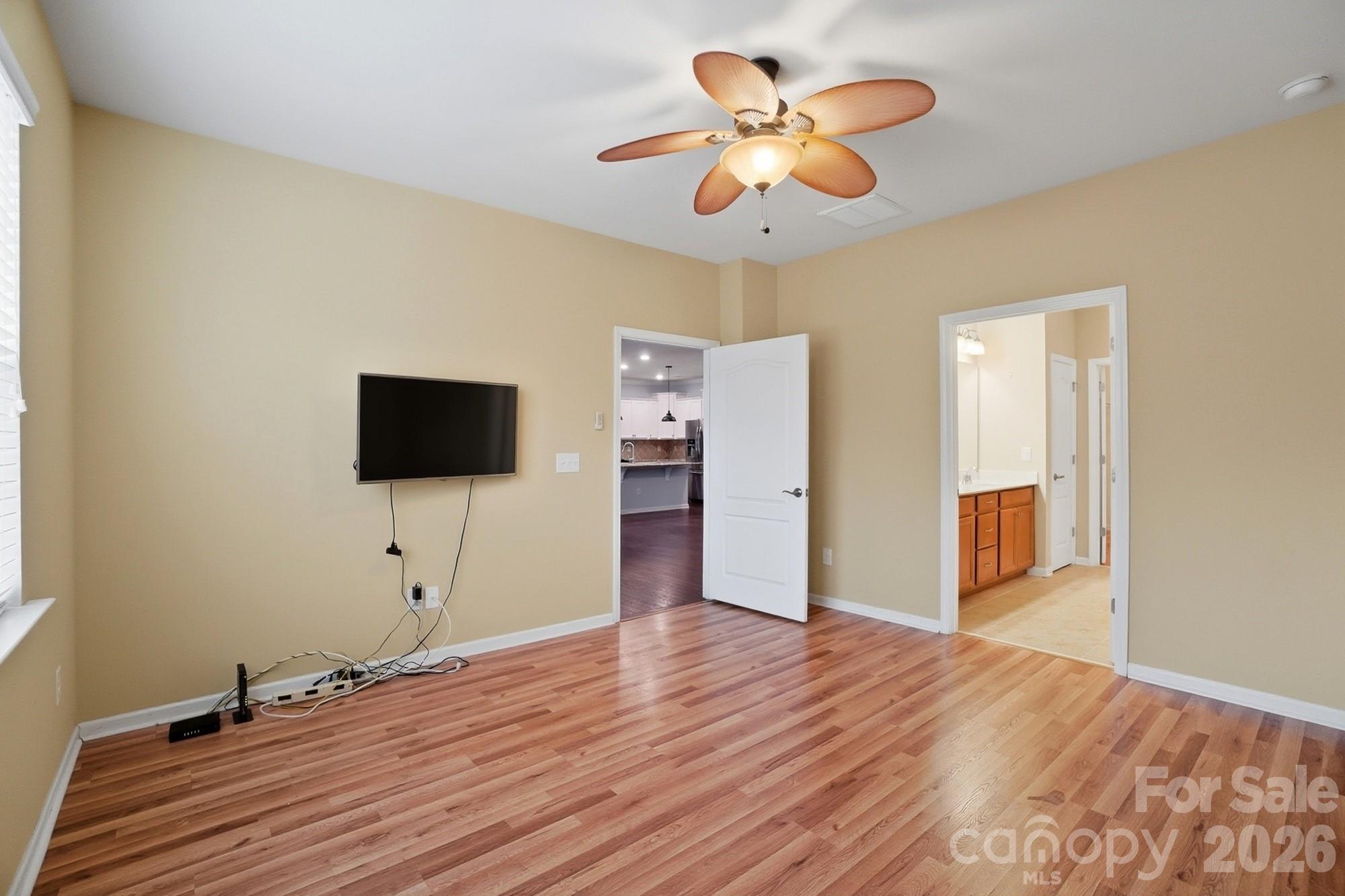 8028 Asher Chase Trail Property Photo 16