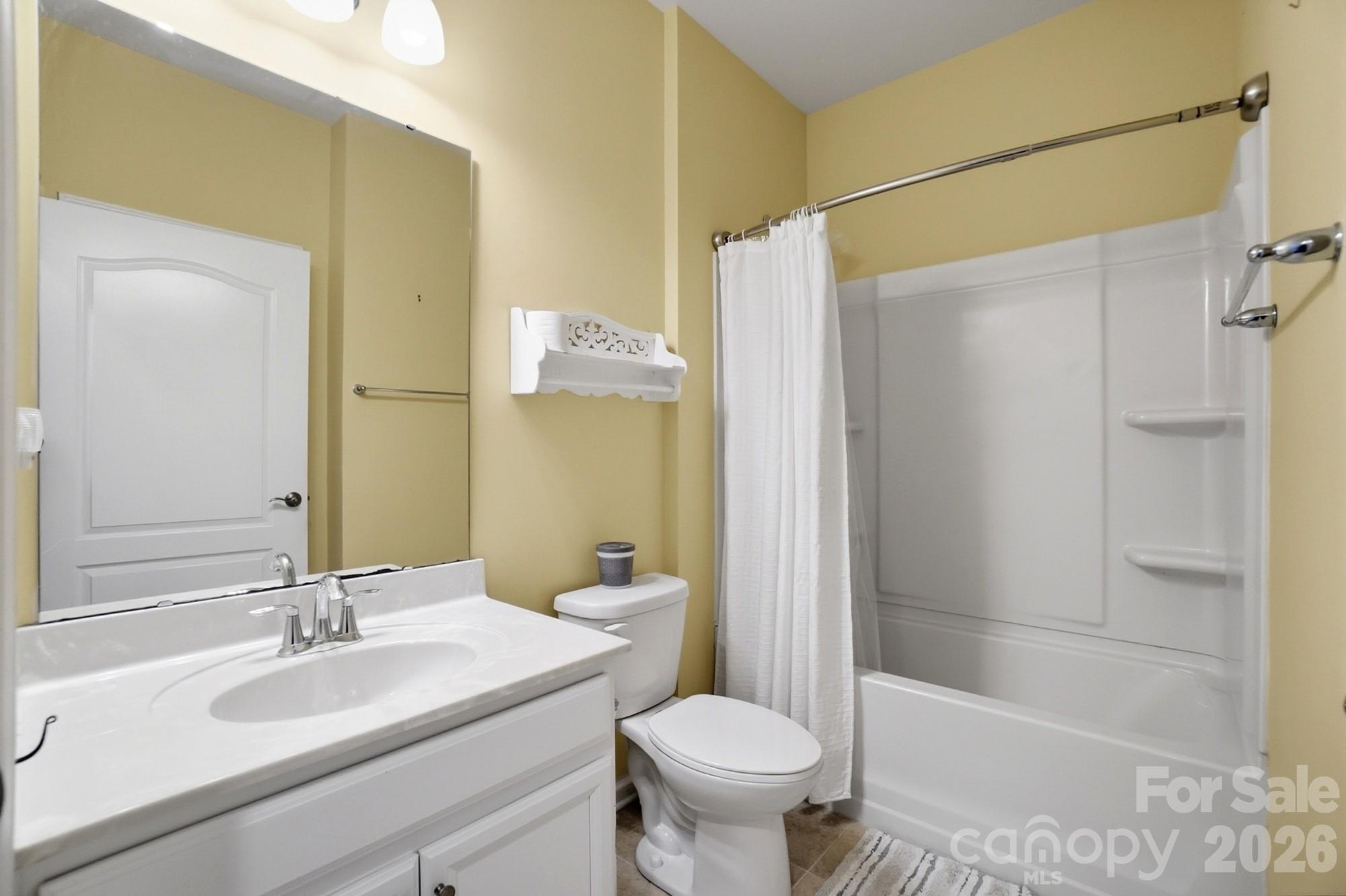 8028 Asher Chase Trail Property Photo 24