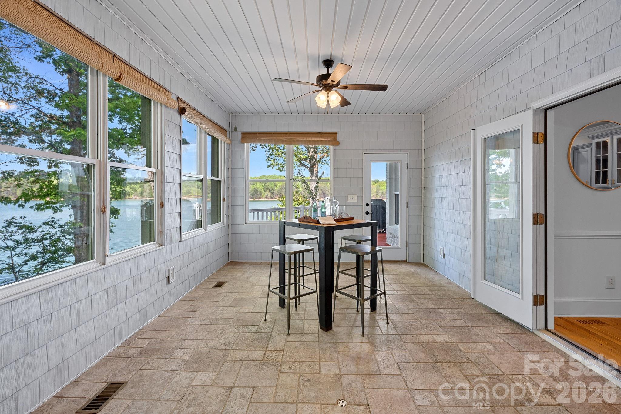 139 Hawks Point Drive Property Photo 15