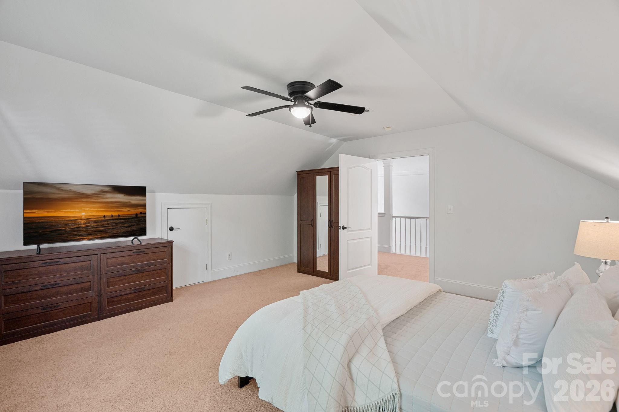 139 Hawks Point Drive Property Photo 23