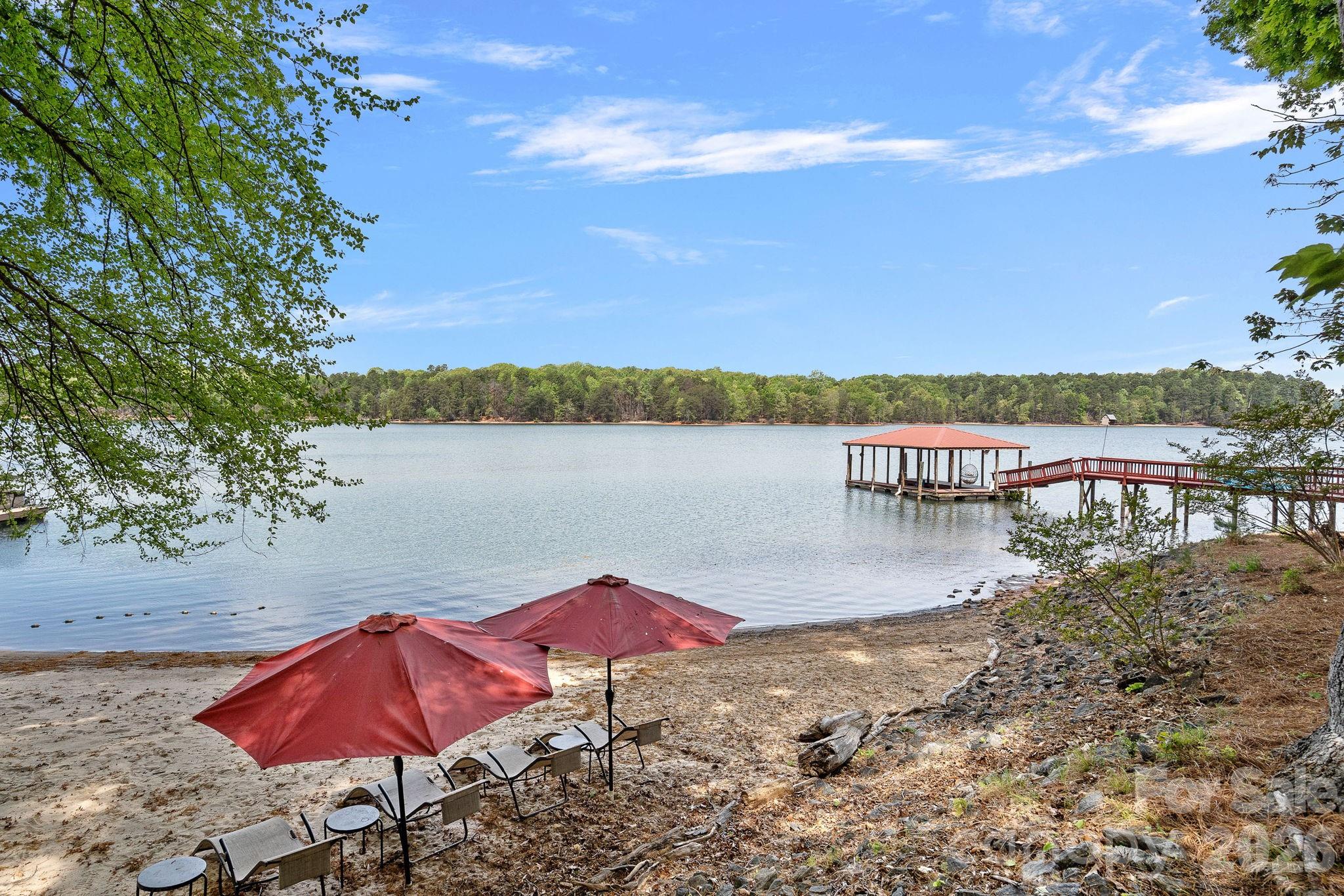 139 Hawks Point Drive Property Photo 42