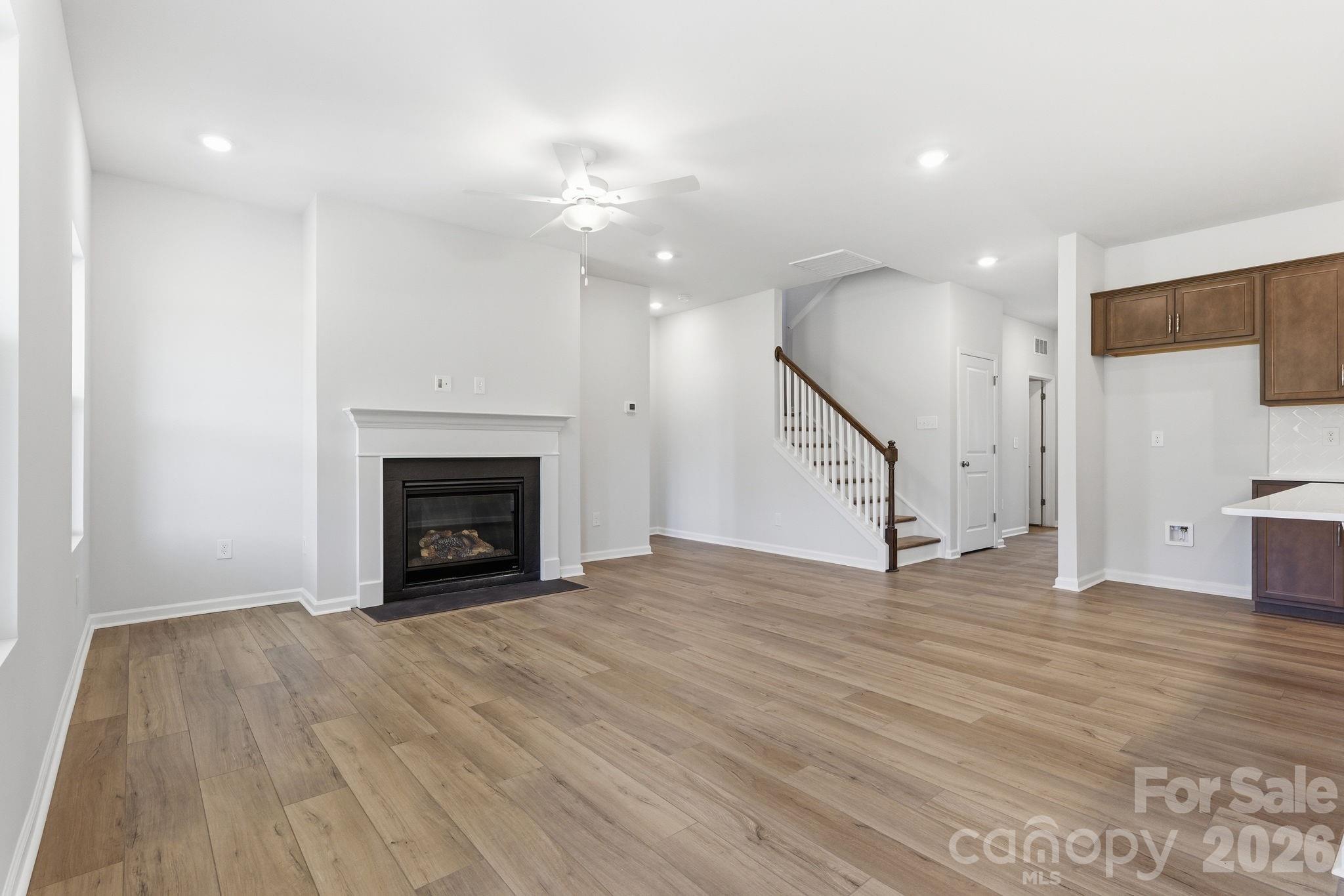 206 Rodeo Drive 25 Property Photo 4