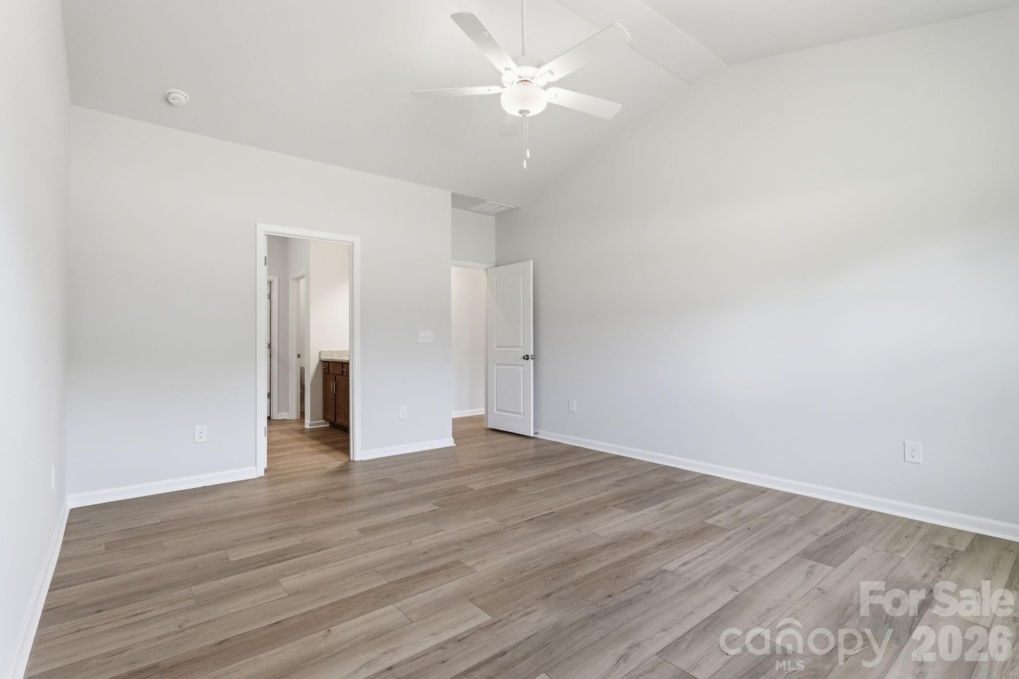 206 Rodeo Drive 25 Property Photo 13