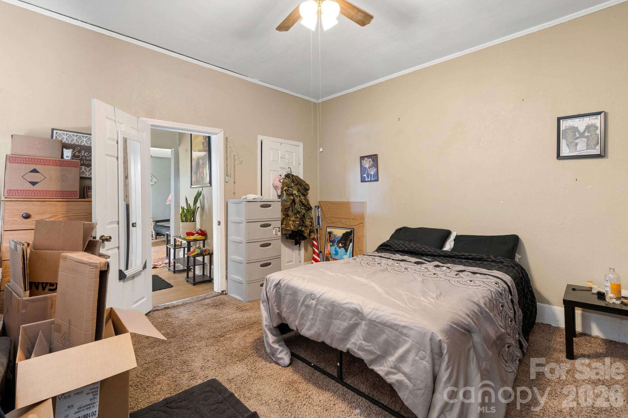 1242 W Airline Avenue Property Photo 9