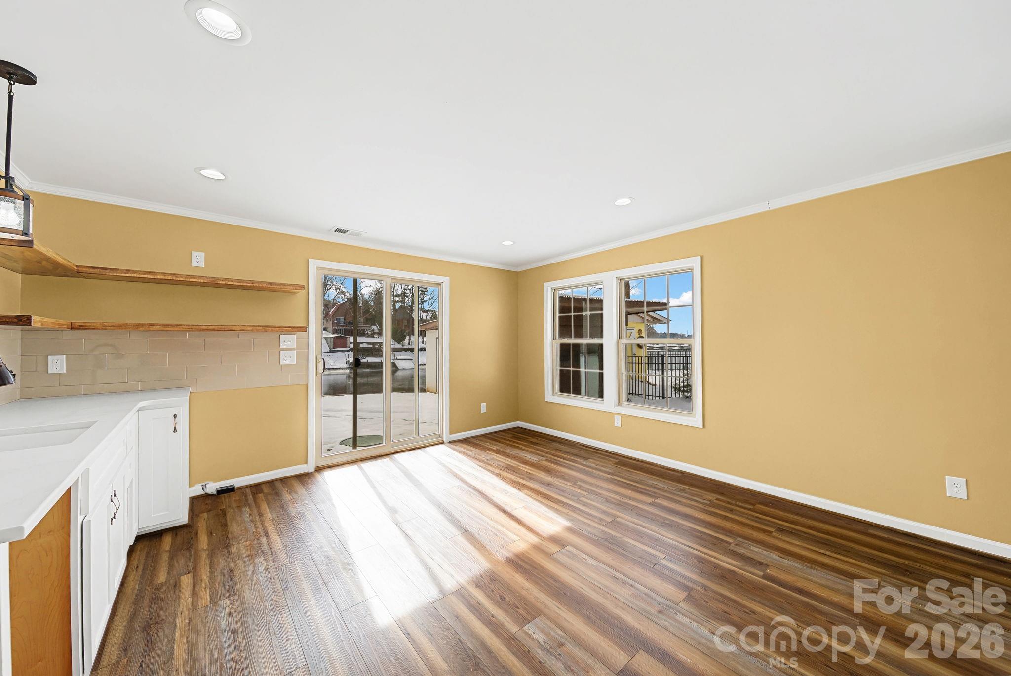 243 Shore Lane Property Photo 16