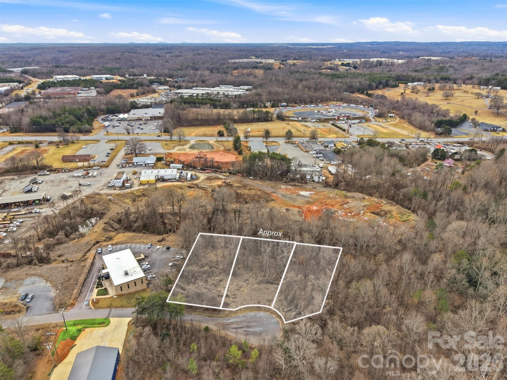 16, 17, 18 16th Avenue Lot 16, 17 18 Property Photo 2