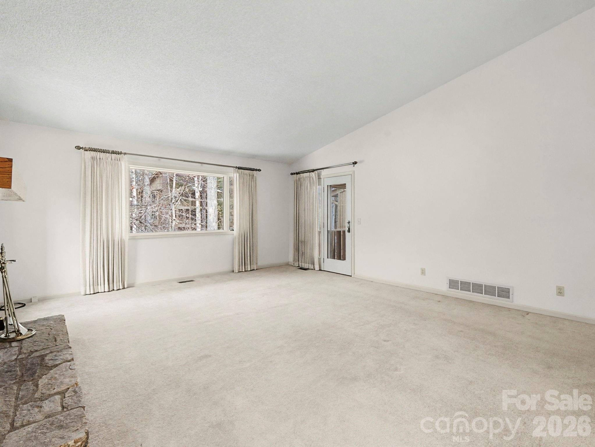 605 Red Oak Drive Property Photo 19