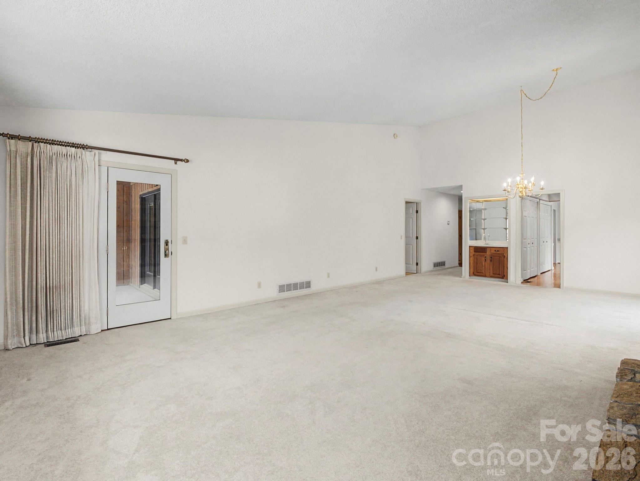 605 Red Oak Drive Property Photo 20