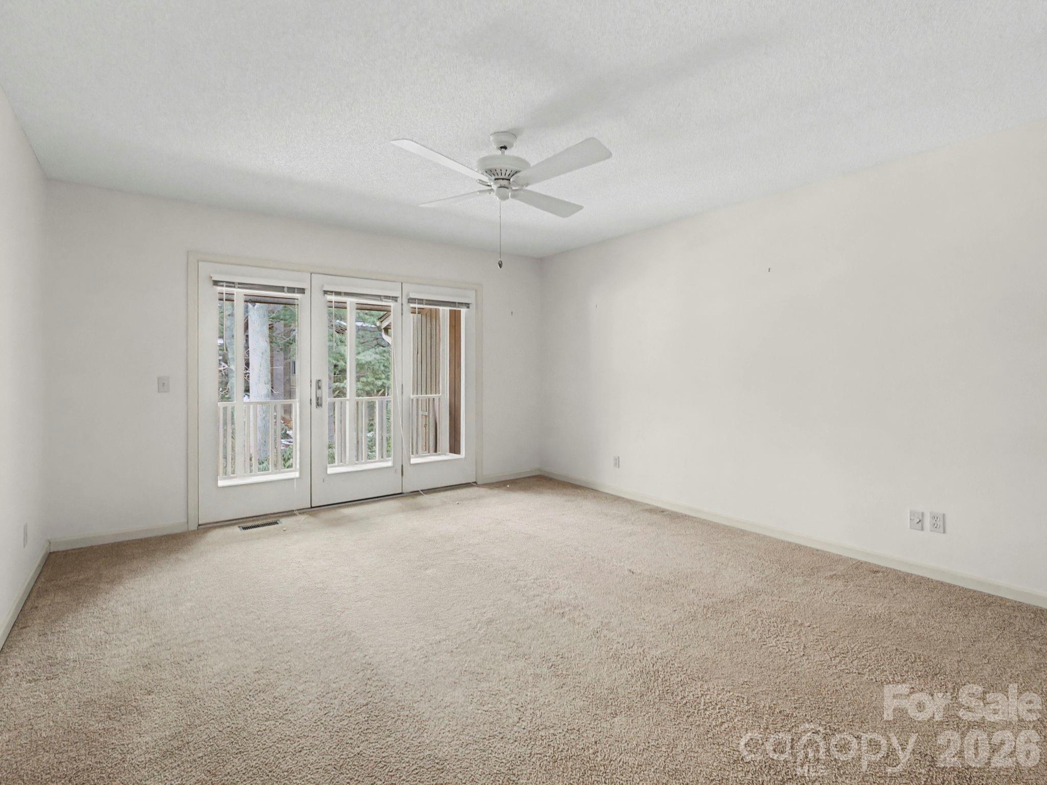 605 Red Oak Drive Property Photo 23