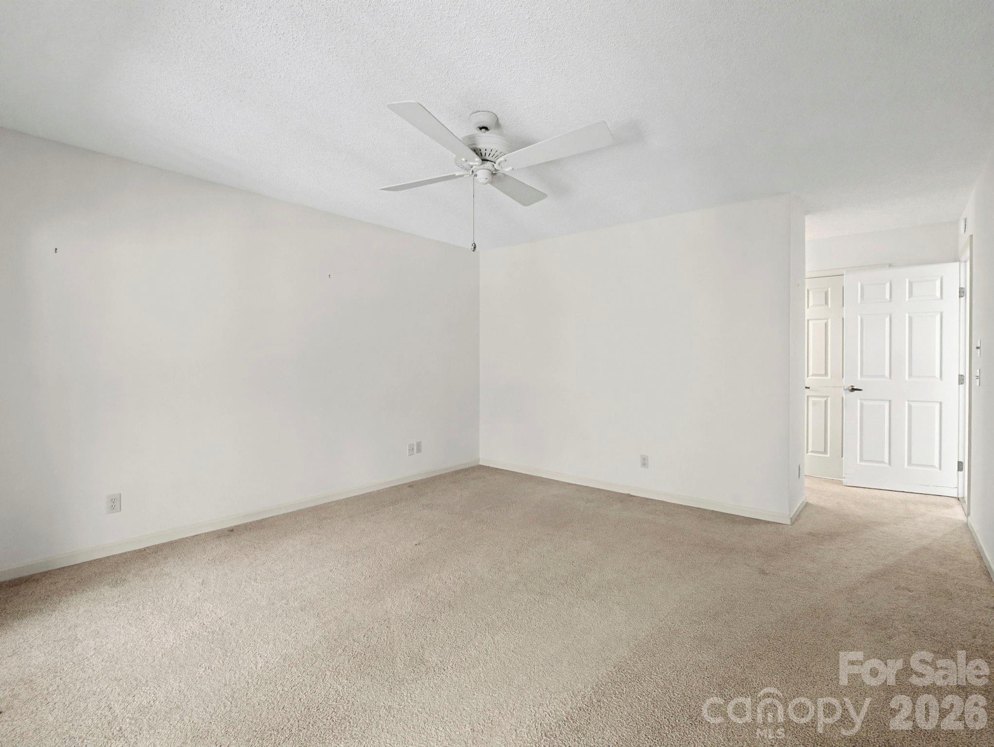 605 Red Oak Drive Property Photo 26