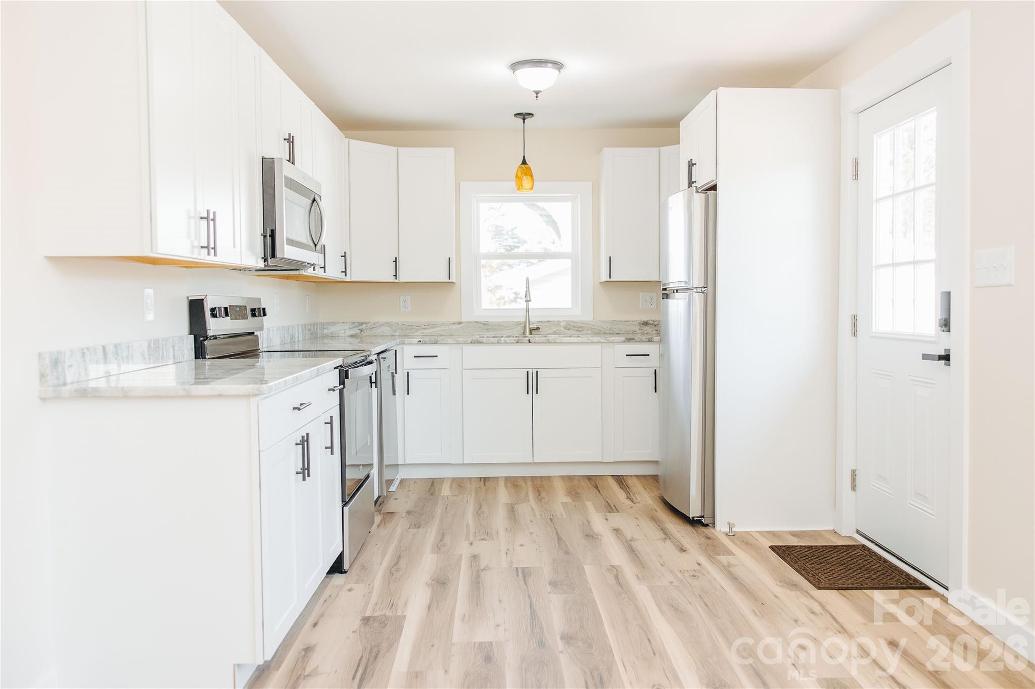 126 Campbell Street Property Photo 4