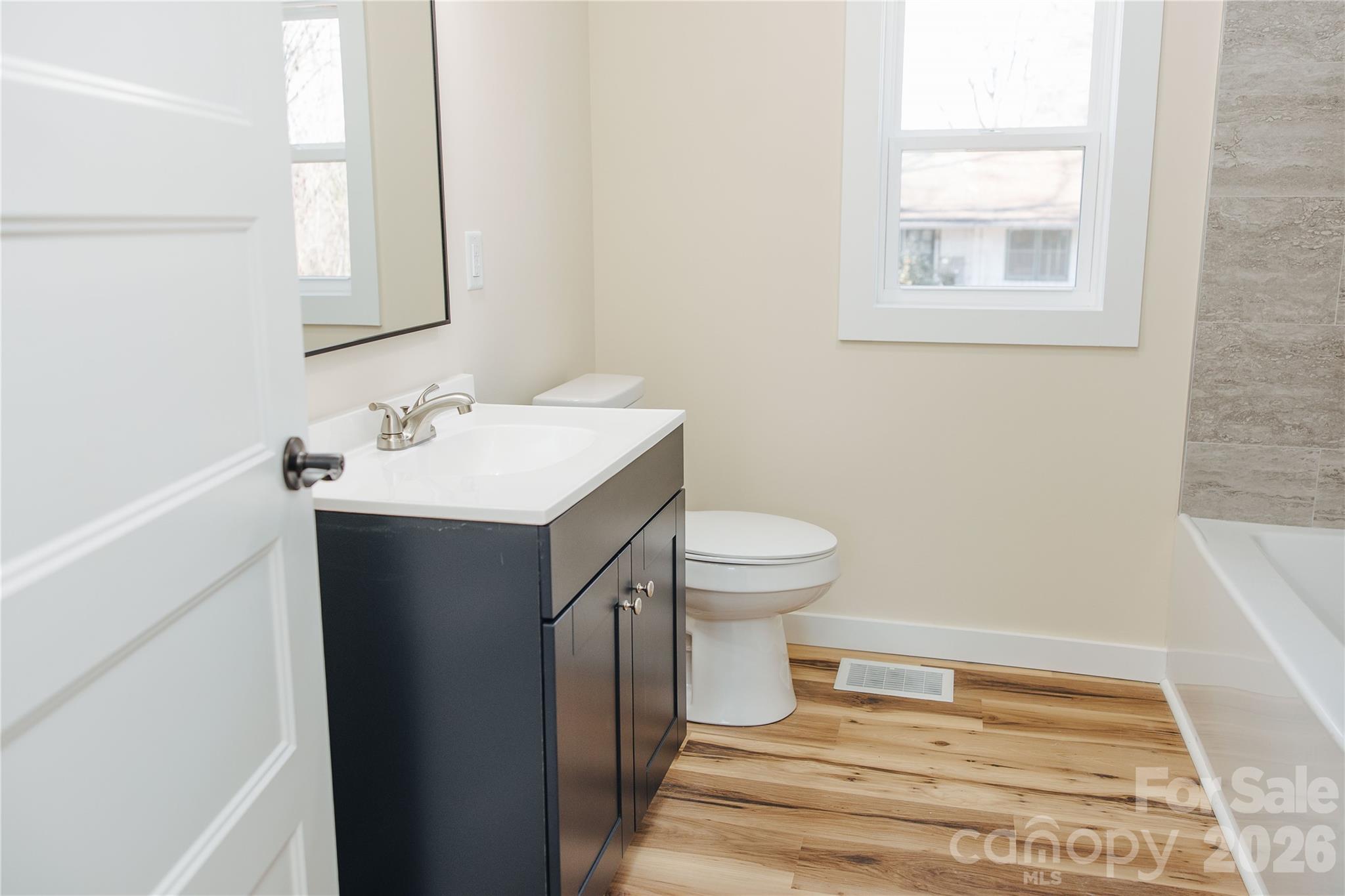 126 Campbell Street Property Photo 9
