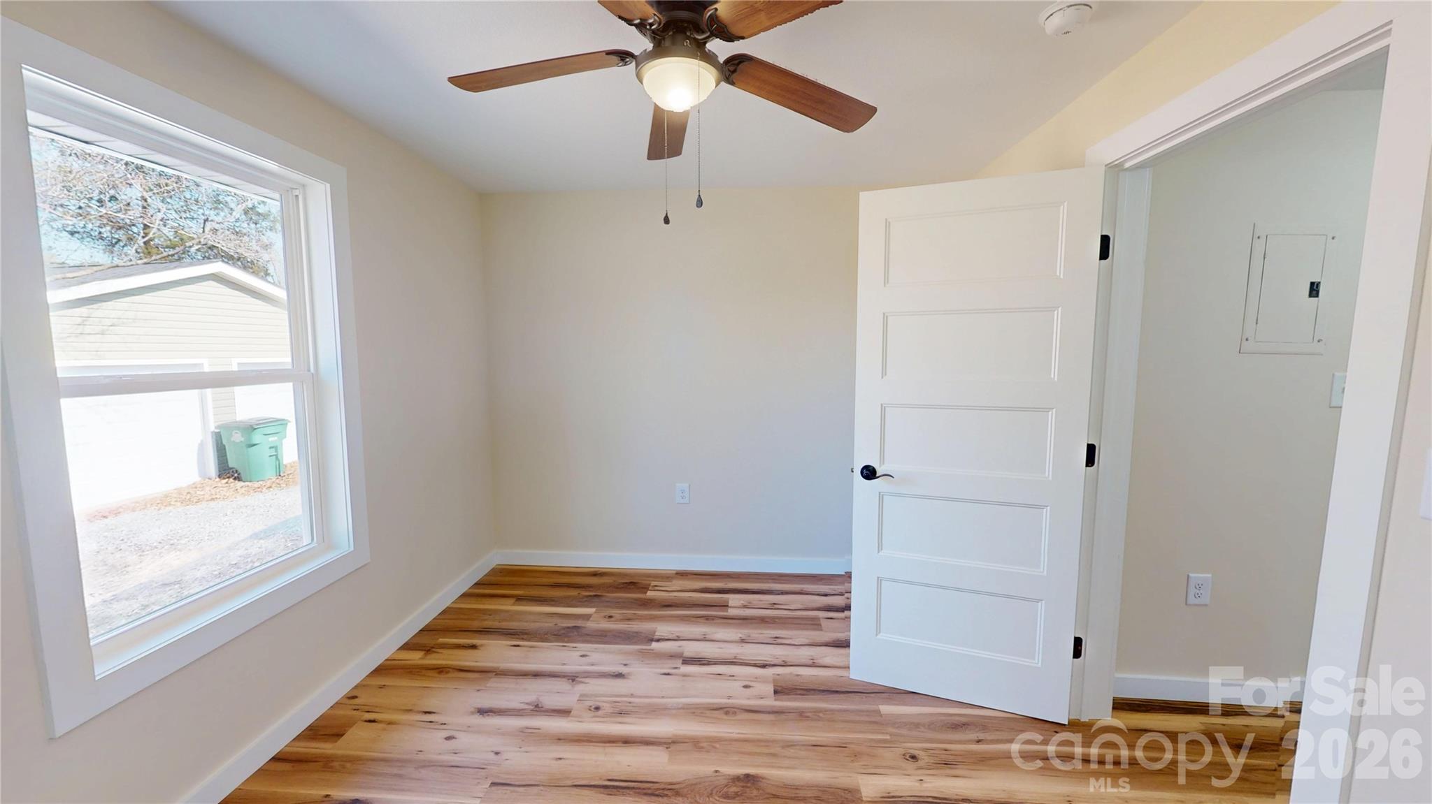 126 Campbell Street Property Photo 32