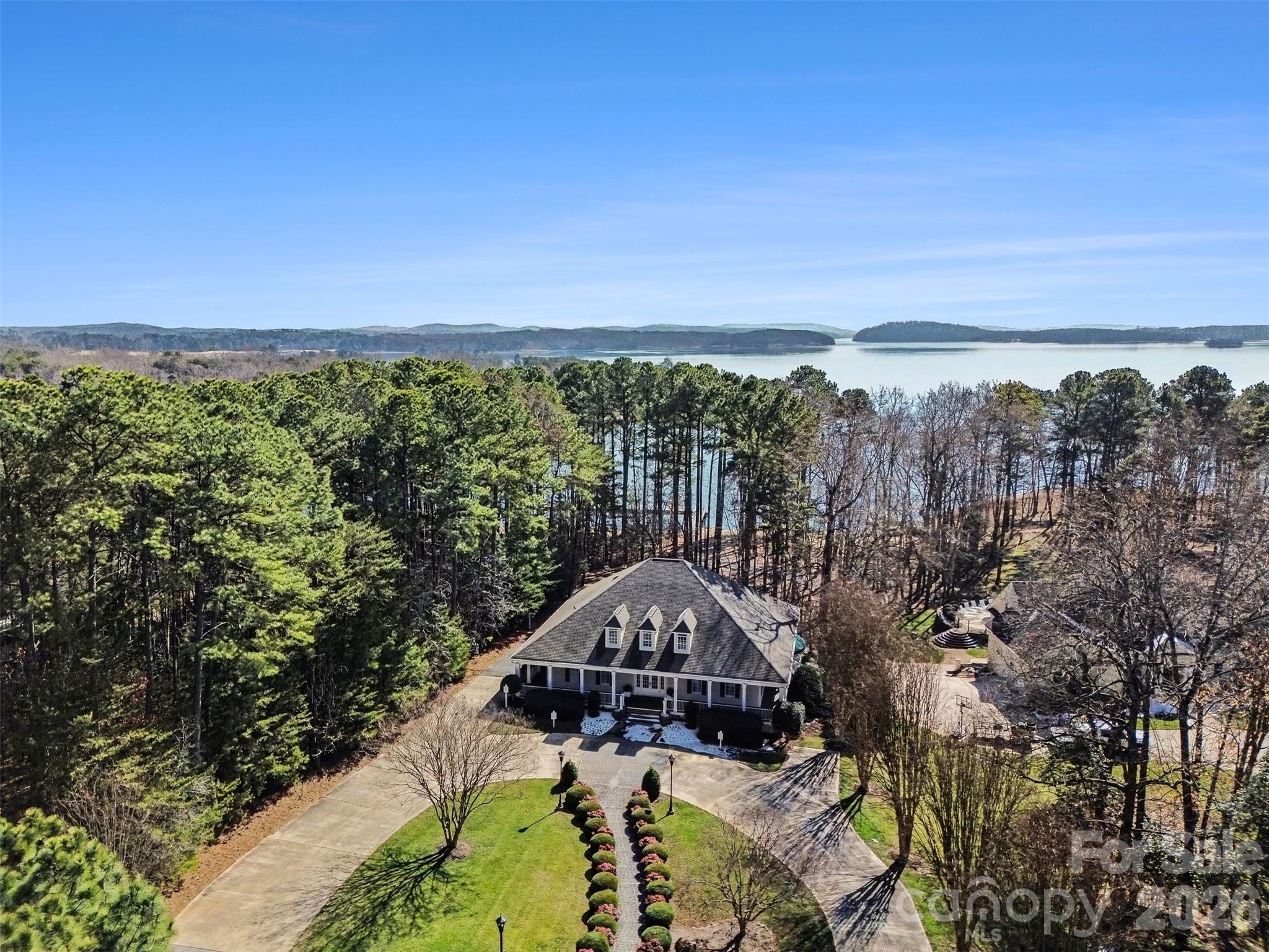 206 Lakewood Court Property Photo 12