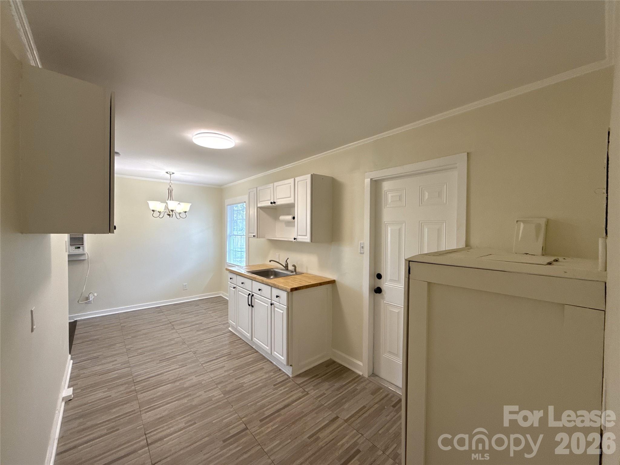 4625 Nations Crossing Road Property Photo 5