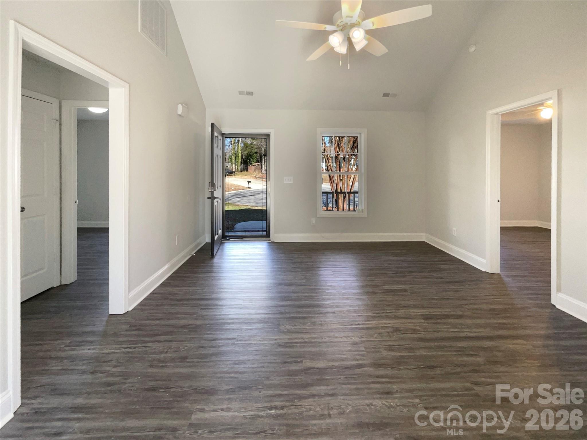 1657 Gresham Court Property Photo 6