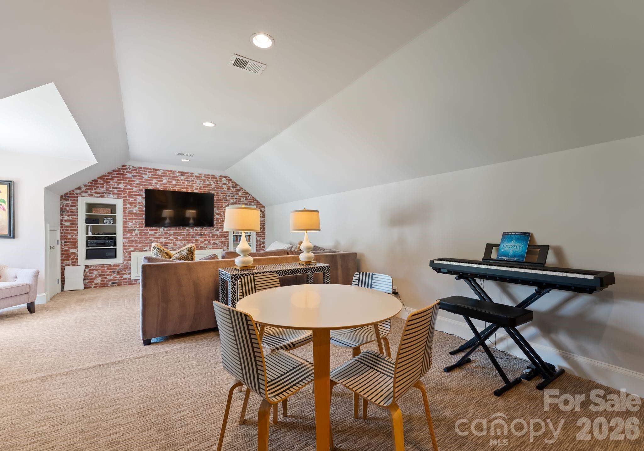 124 Lightship Drive Property Photo 36