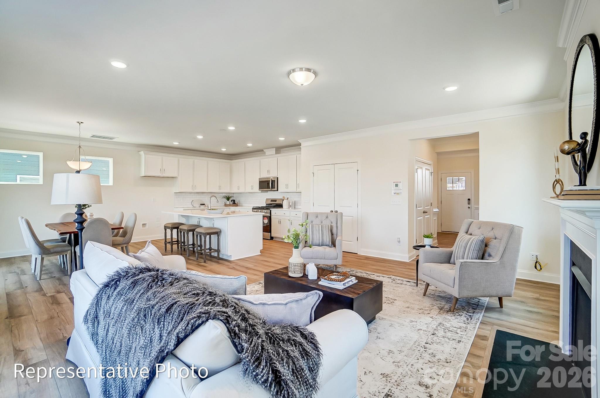 2809 Ashton Park Lane Property Photo 6