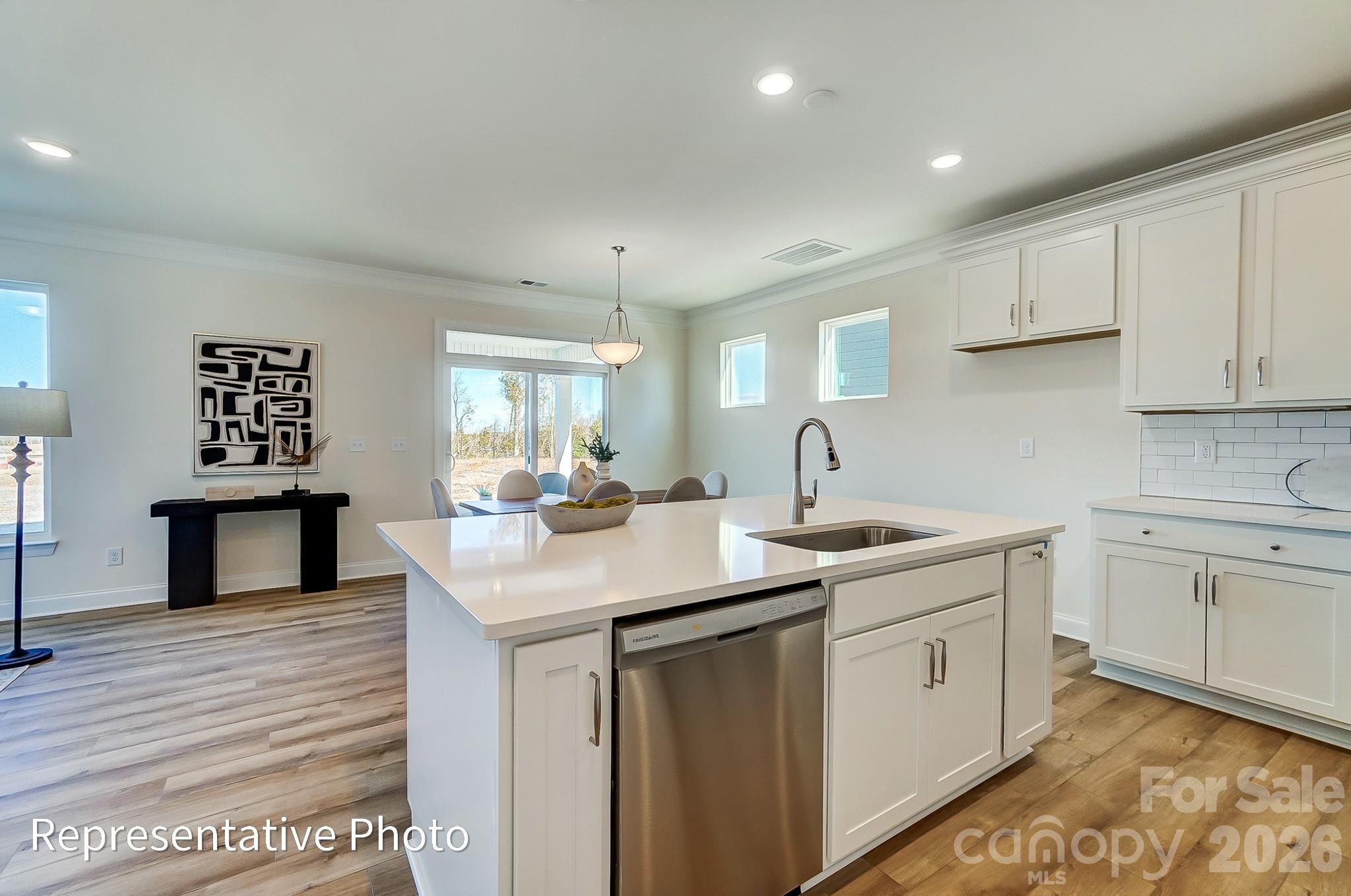 2809 Ashton Park Lane Property Photo 10