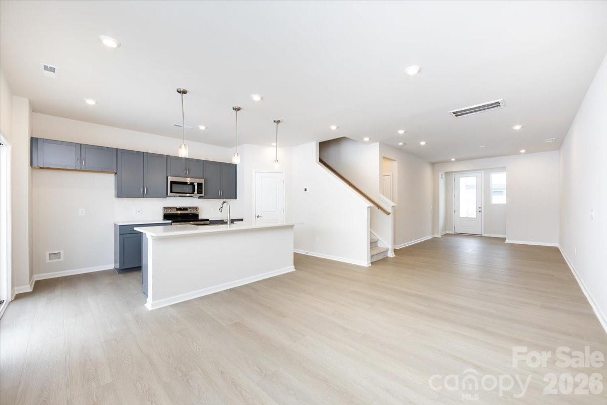 2316 Endeavor Run Property Photo 1