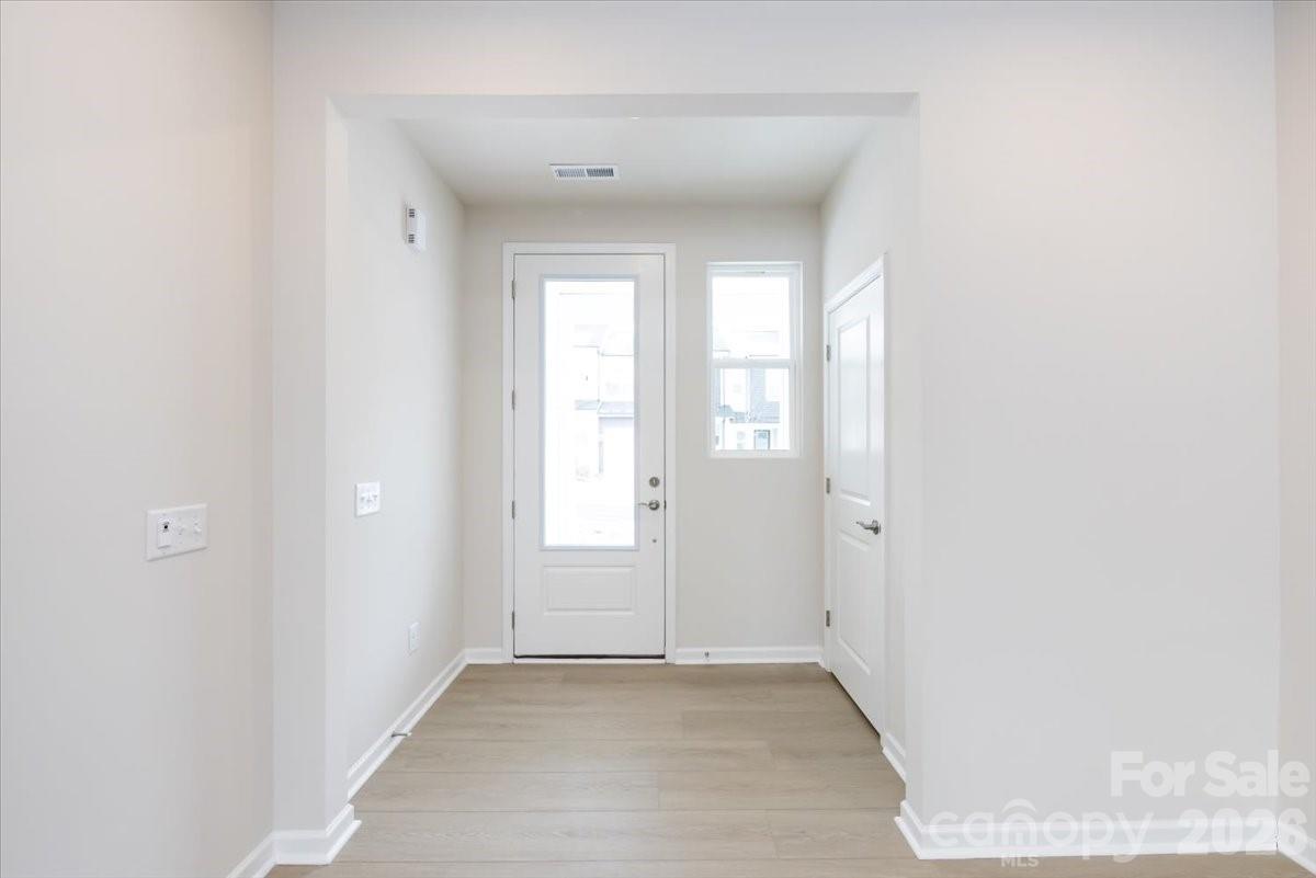 2316 Endeavor Run Property Photo 5