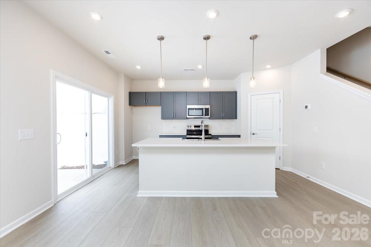 2316 Endeavor Run Property Photo 13