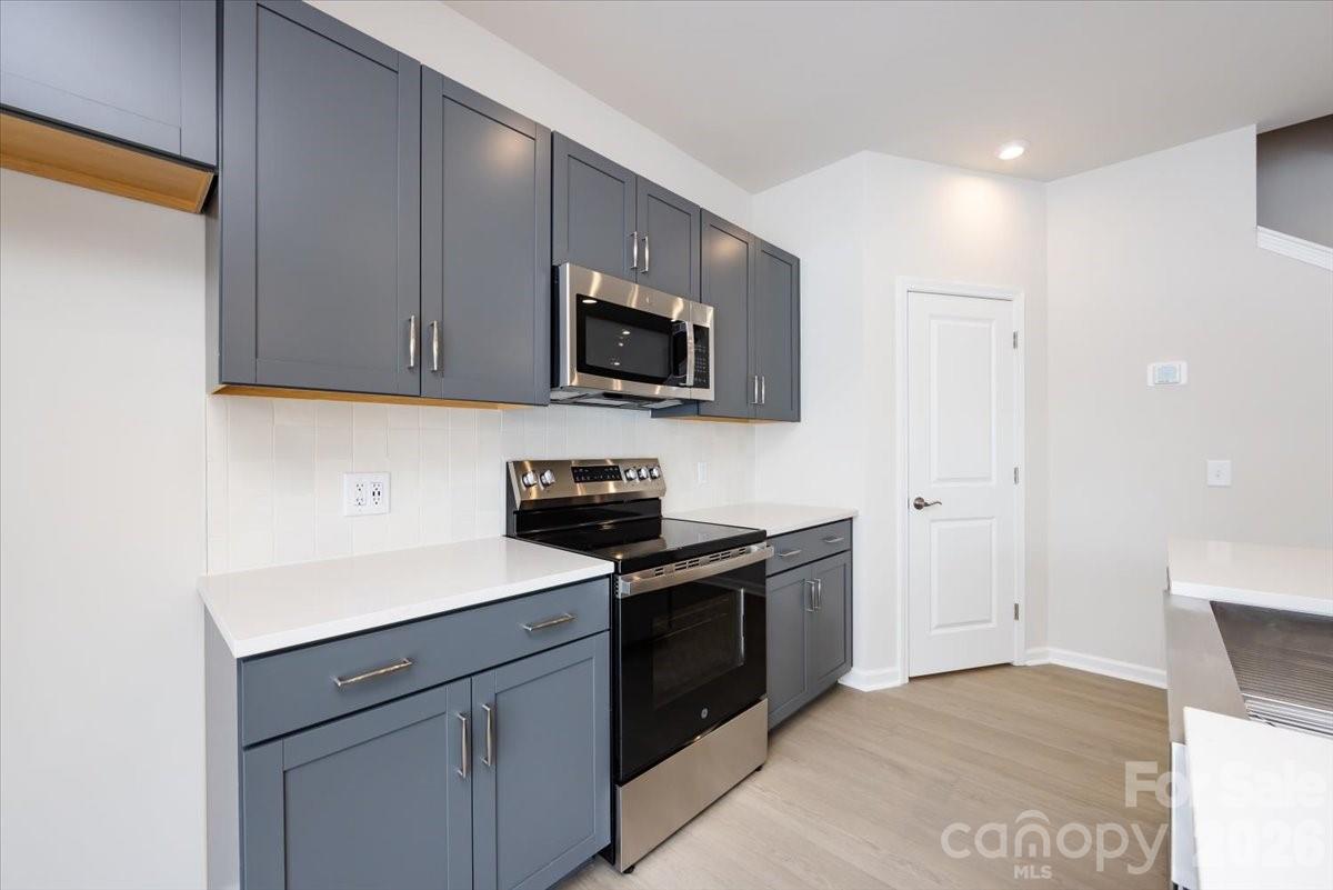 2316 Endeavor Run Property Photo 16