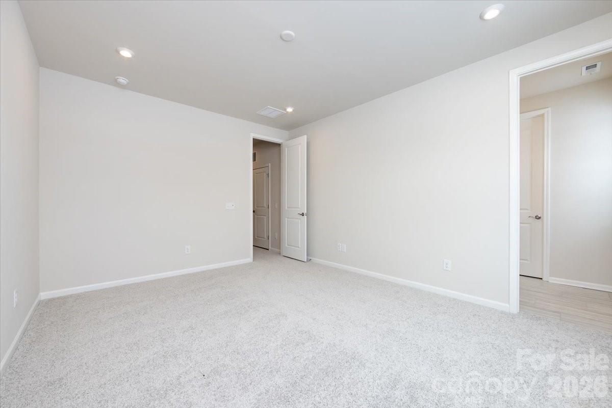 2316 Endeavor Run Property Photo 29