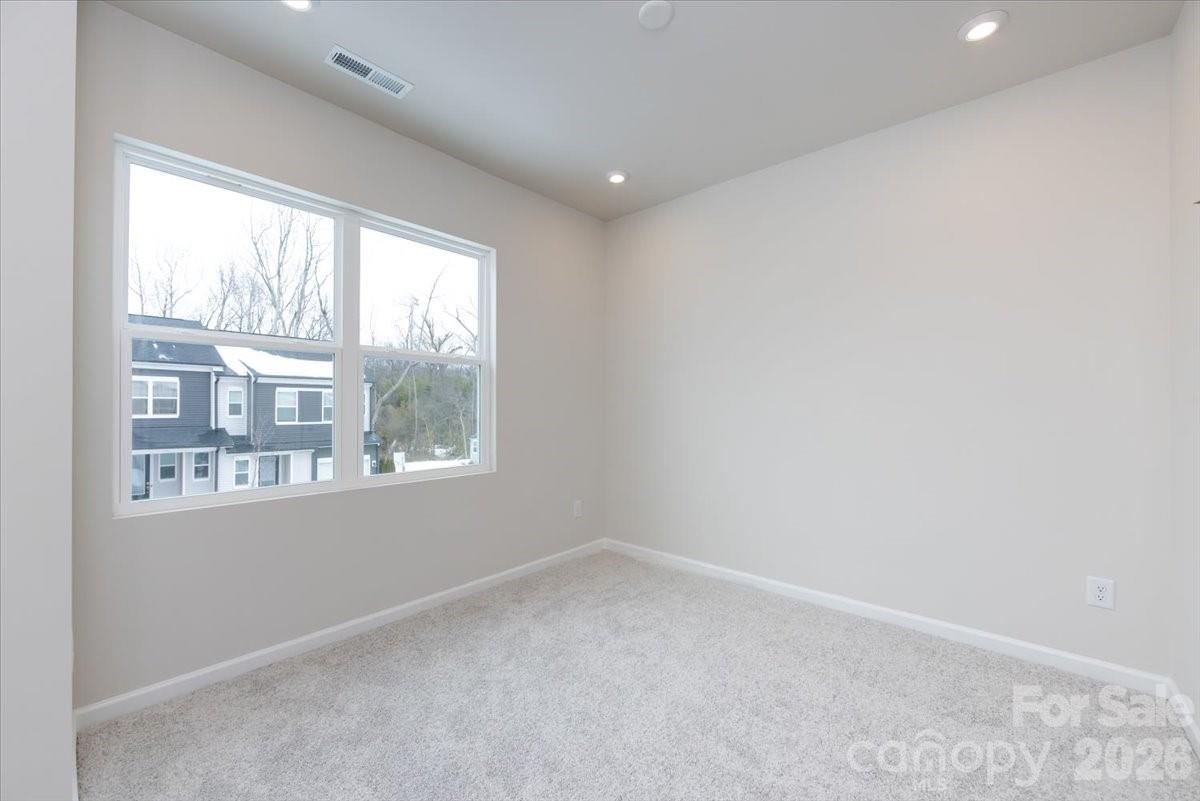 2316 Endeavor Run Property Photo 36