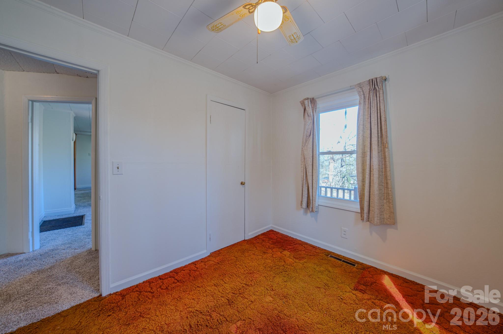 550 Saluda Street Property Photo 13