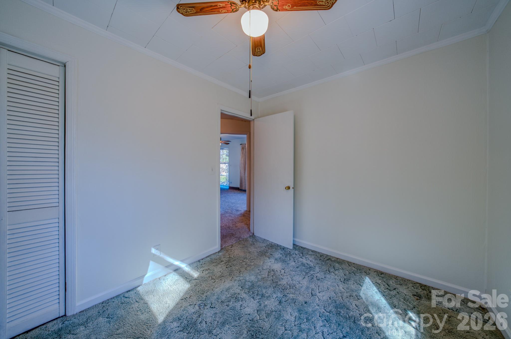 550 Saluda Street Property Photo 17