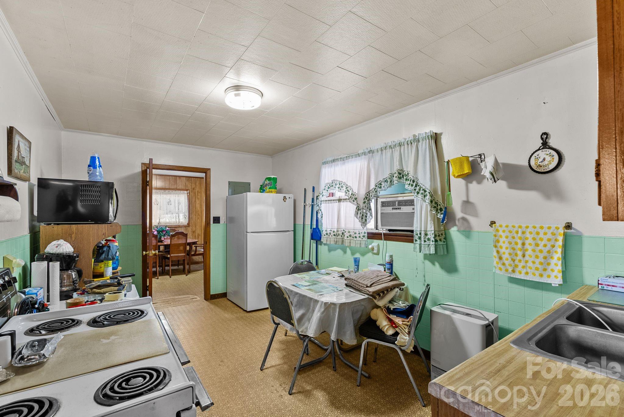 146 And 148 Monteith Road Property Photo 16