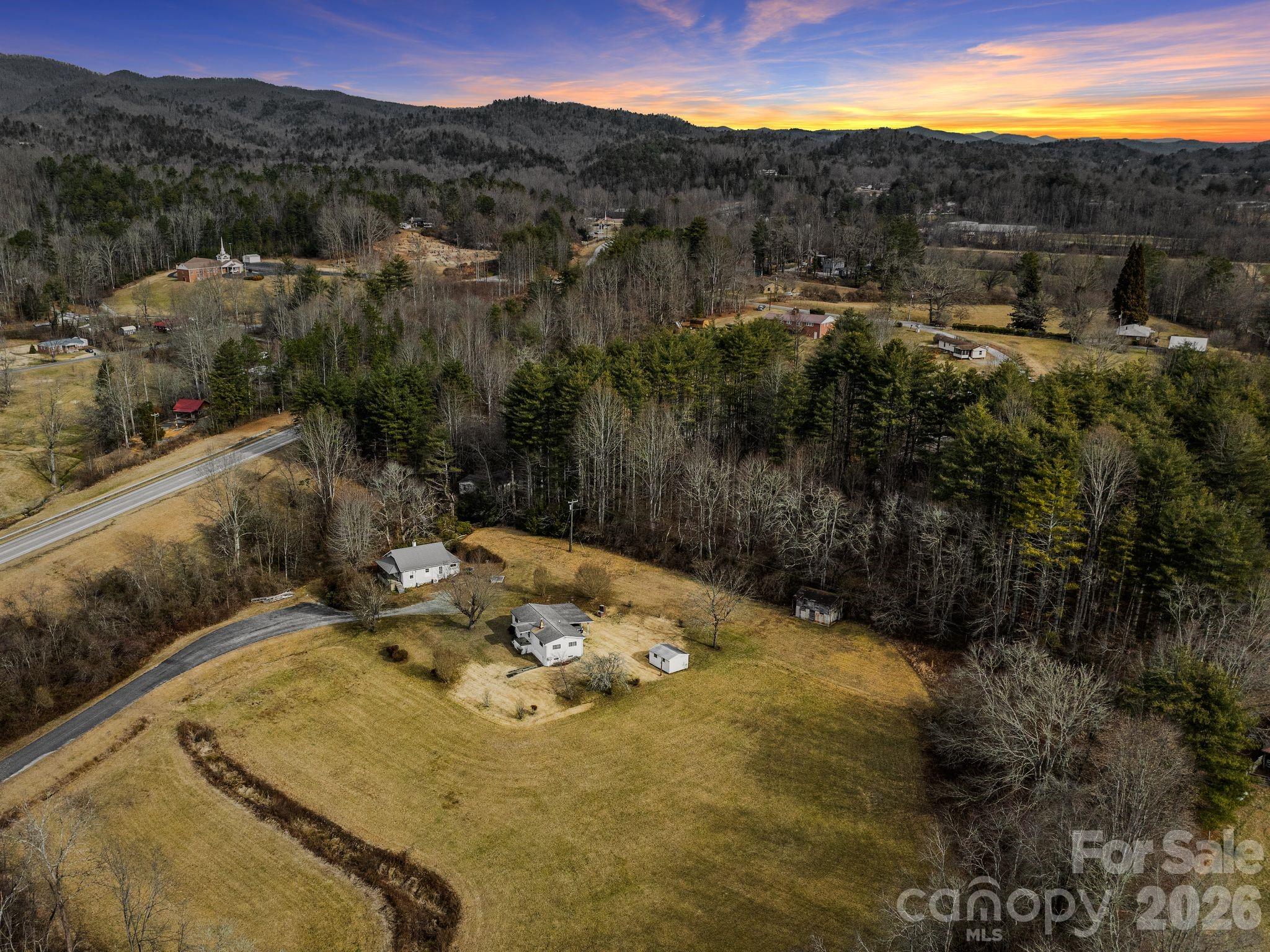 146 And 148 Monteith Road Property Photo 36