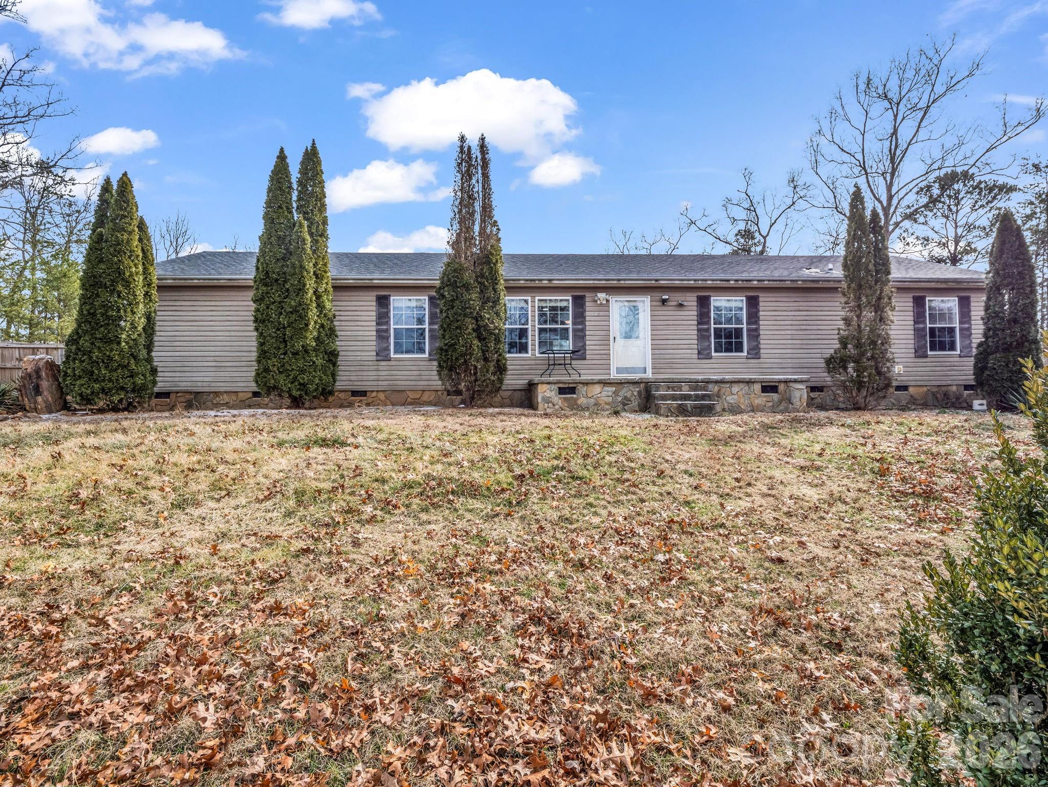 865 Boland Drive Property Photo 3