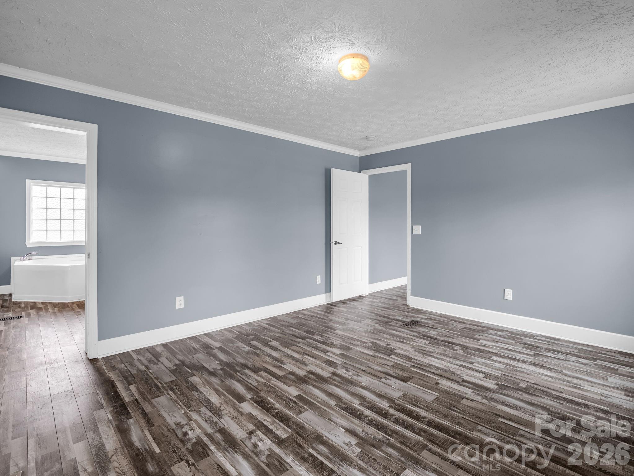 865 Boland Drive Property Photo 27