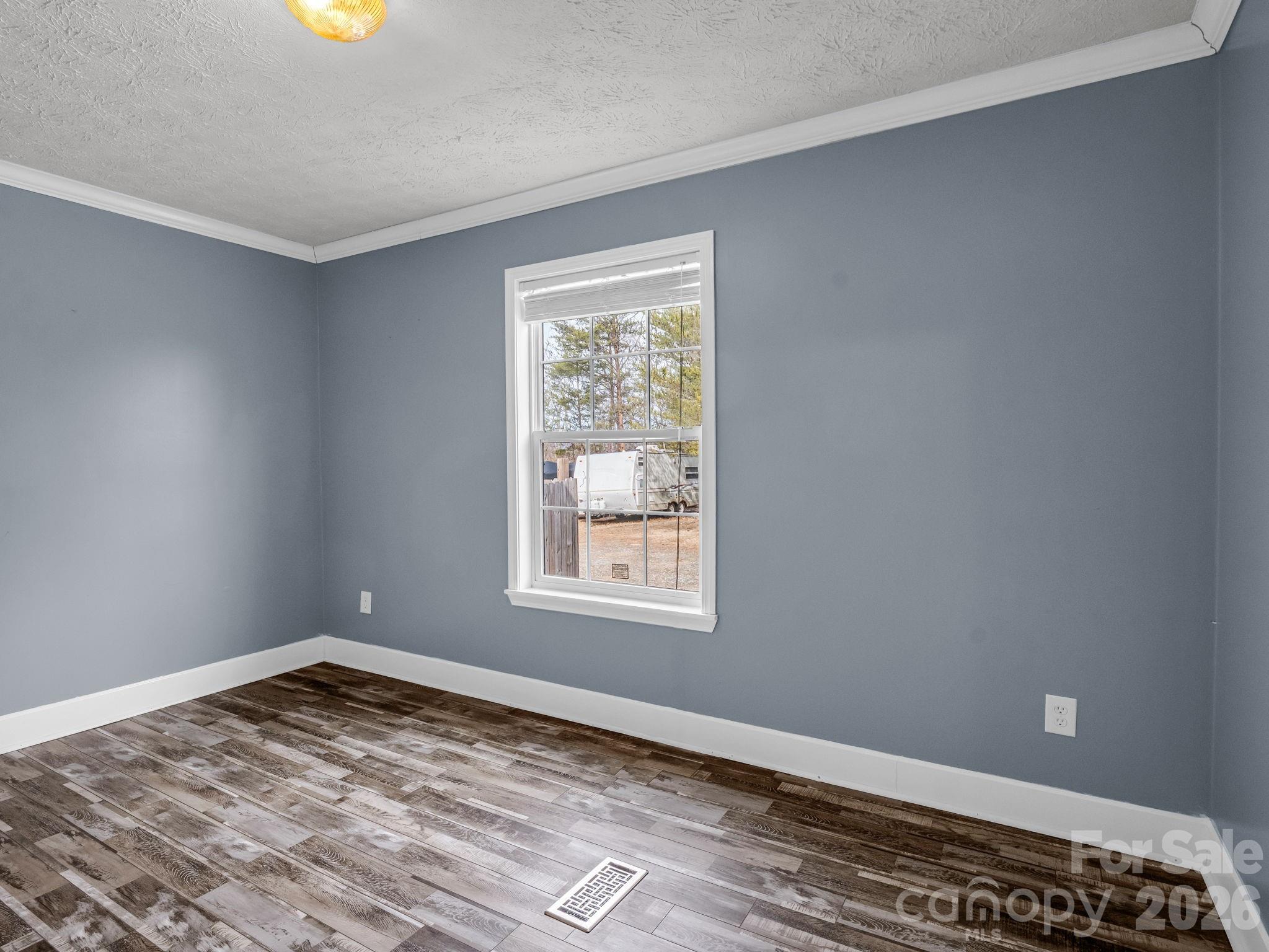 865 Boland Drive Property Photo 29