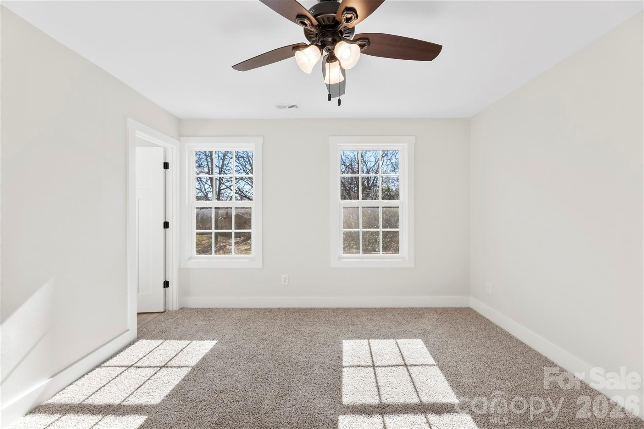 207 Putnam Street Property Photo 14