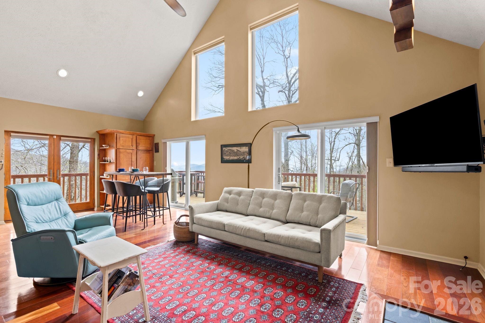 108 Hickory Forest Road Property Photo 3