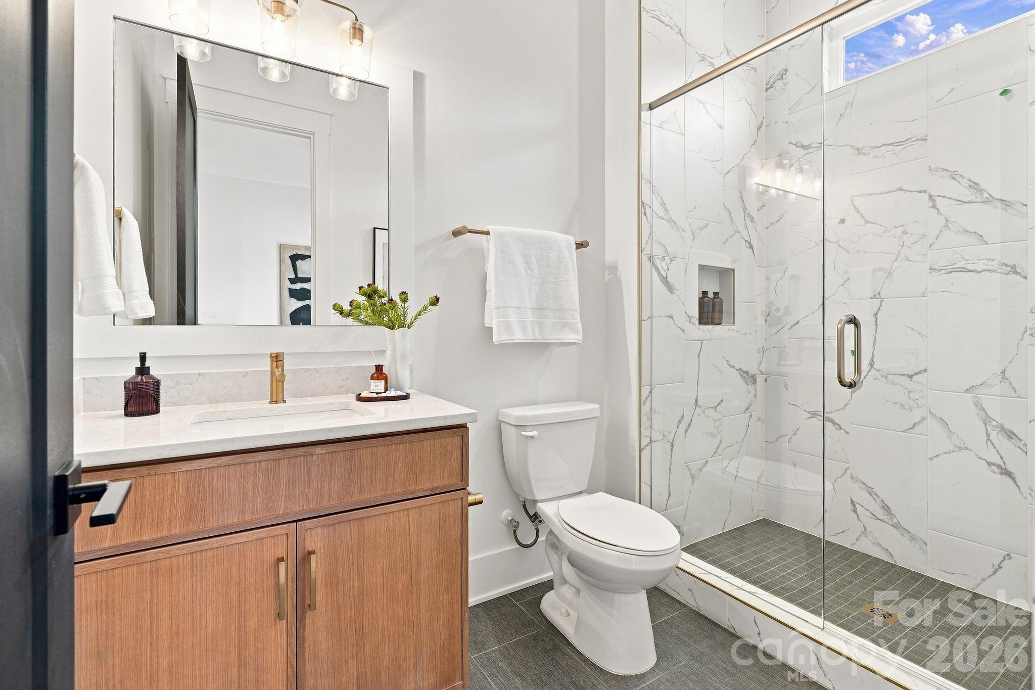 1021 Courtney Lane 17 Property Photo 14