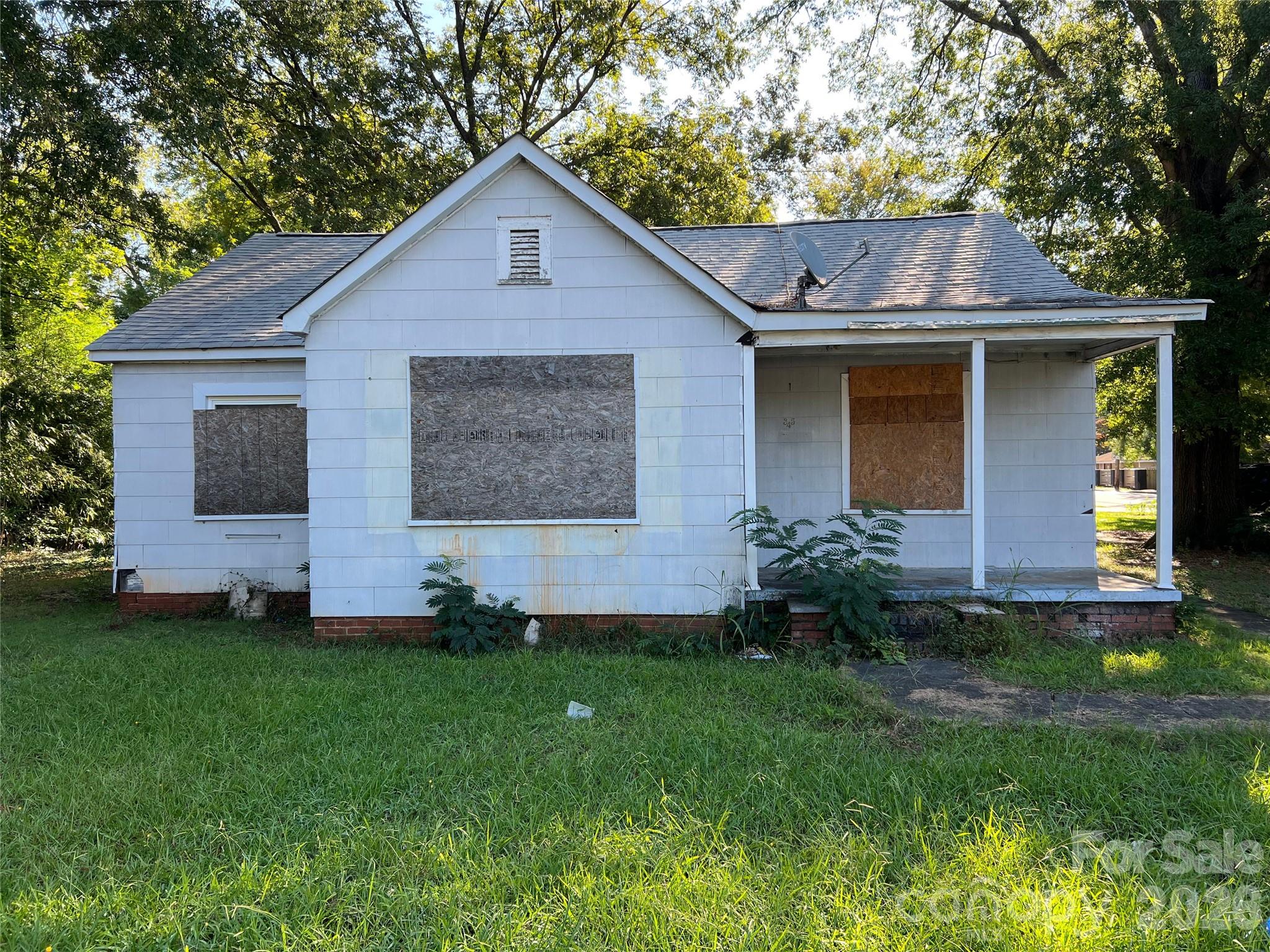345 Bradford Drive