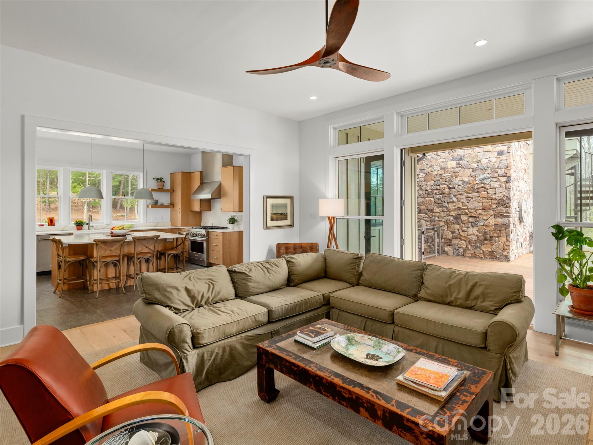 206 Kelmscott Lane Property Photo 12