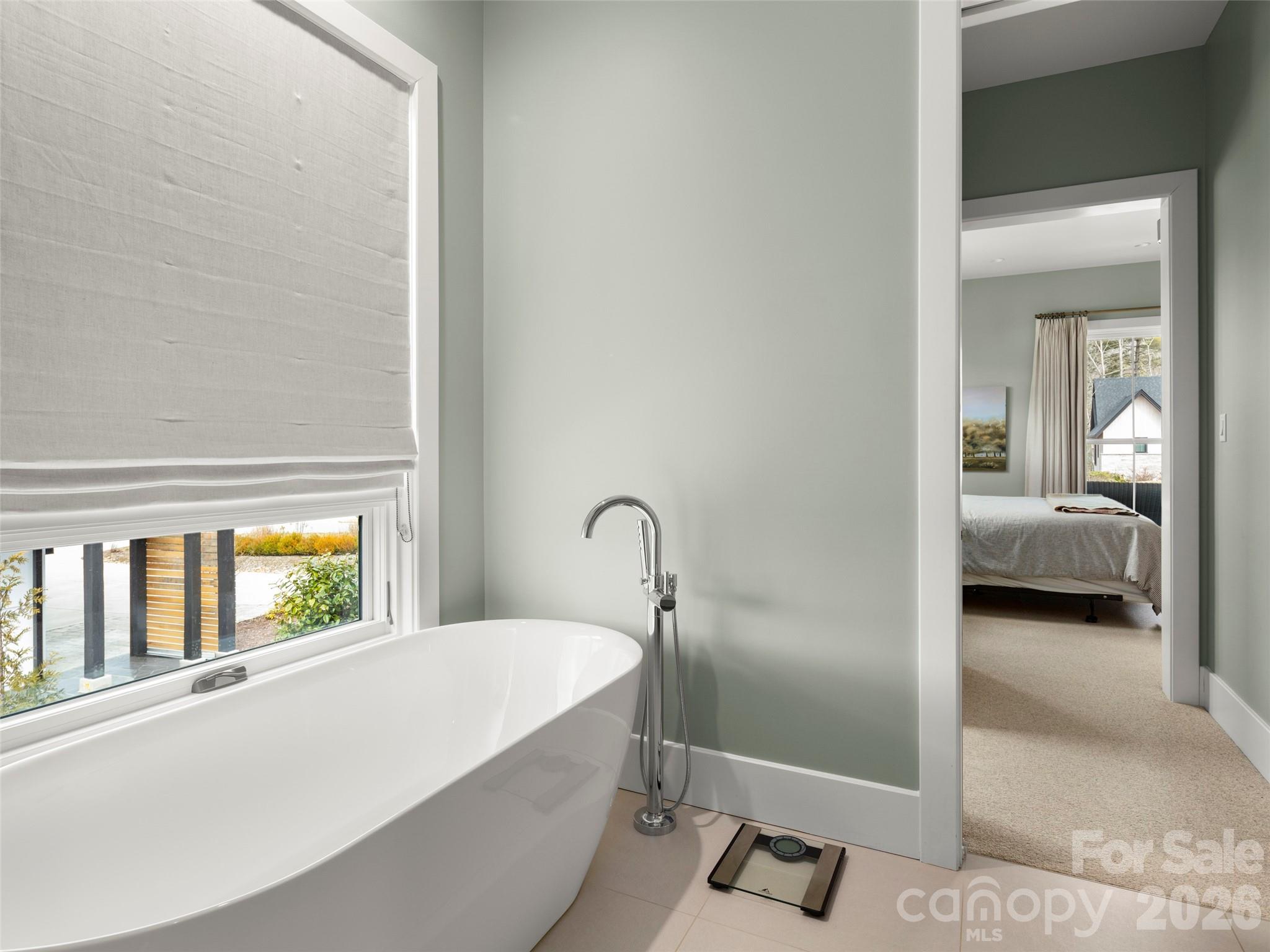 206 Kelmscott Lane Property Photo 29