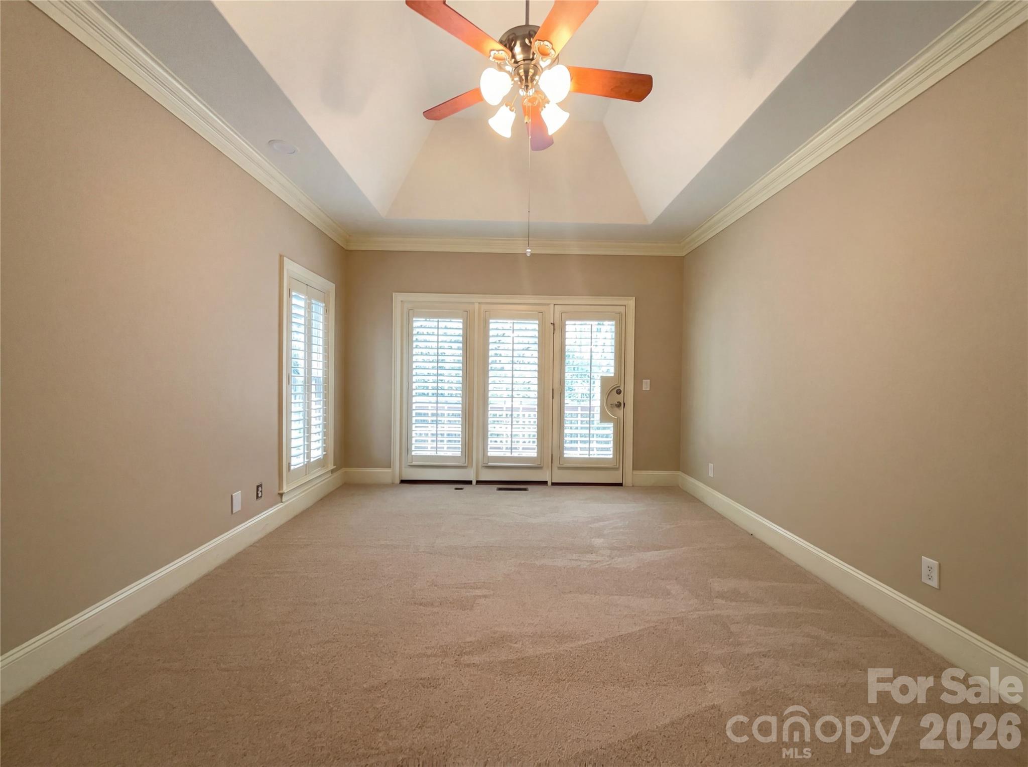 4423 Augusta Ridge Court Property Photo 9